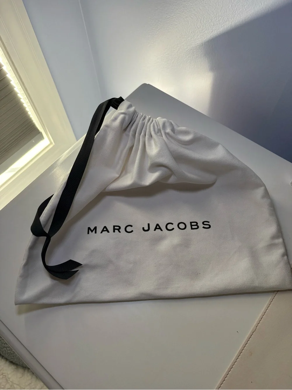 Marc Jacobs White Dust Drawstring Bag with Black Logo